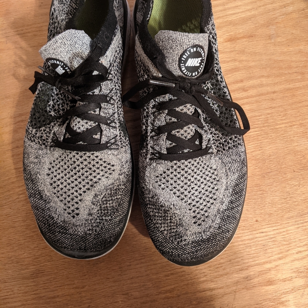 Nike Free RN Flyknit Running shoe
